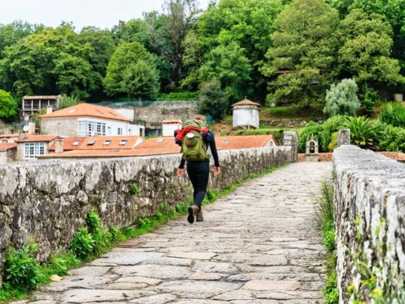 Voyage de marche à Compostelle - Chemin Portugais «Un chemin de beautés» en mai 2027 en petit groupe accompagné | Spiritours