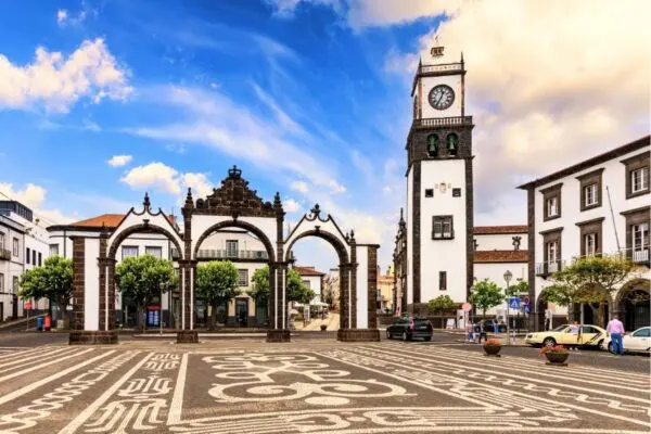 Voyage de marche aux Açores «Sur les Chemins des Romeiros» en février 2027 | Spiritours