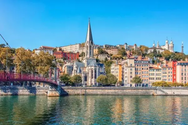 Pèlerinage en France «Sur les pas du Sacré‑Cœur» en groupe accompagné en septembre 2027 | Spiritours
