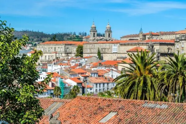Pèlerinage au Portugal et Espagne «110e anniversaire de Fátima» en juillet 2027 | Spiritours