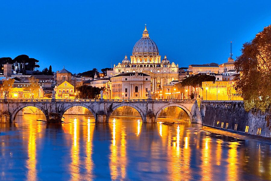 canonisation de charles de foucauld en Italie, Vatican
